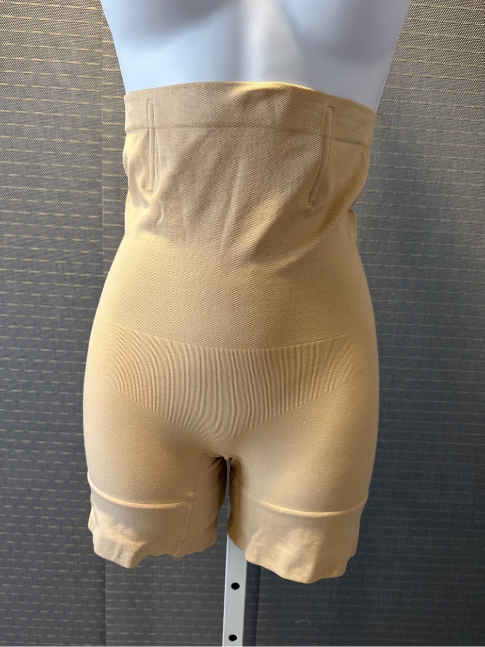Nude High-Waist Underdress Shapewear Shorts